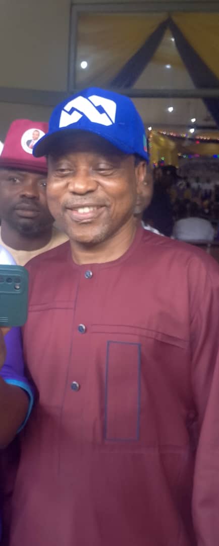 2027 SENATE BATTLE:OSENI FIRES WARNING SHOT, UNVEILS N2BN SOLAR-LIGHT PLAN, PROMISES ‘REAL-LIFE TRANSFORMATION’              ‘Kunle Oyeleye